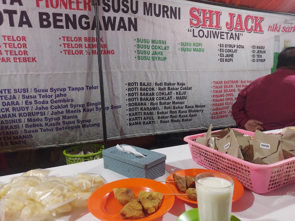 Menu Nasi Liwet Bu Sarmi, Lojiwetan-8